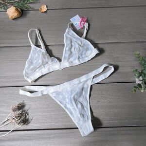 Primark
White Polka Dot Lingerie Set